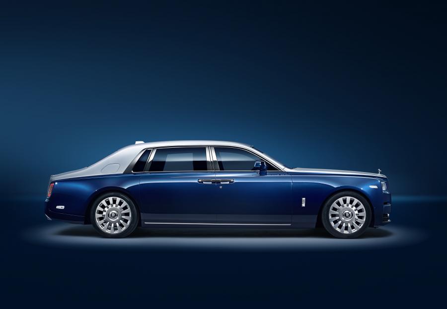  Rolls-Royce Phantom EWB Chengdu 2018 года  (фото 2 из 20)